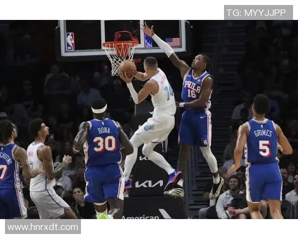 热火队力克76人送对手12连败沃克砍下29分韦尔贡献19分17篮板